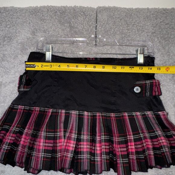 Vintage Candies Y2K Mini Plaid Skirt Size 9 Pink Black Pleated Punk Goth Rock - Picture 6 of 7